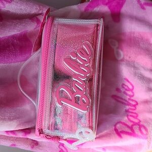 ZARA x Barbie Makeup Bag Set 💗